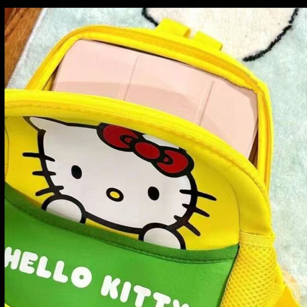 Hello Kitty Backpack - image 2